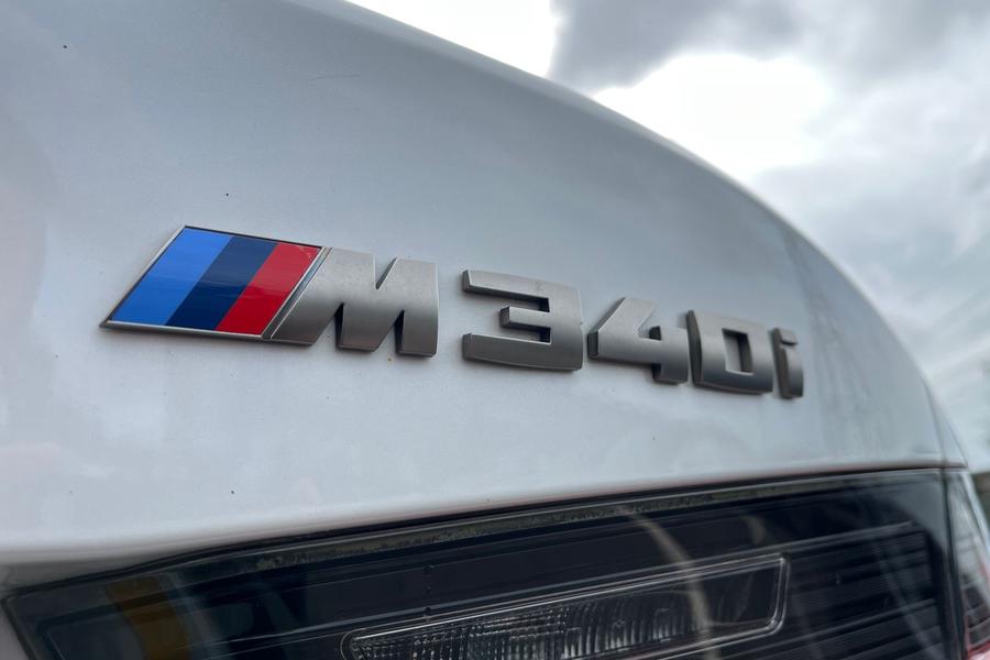 BMW 3 Series Photo autoimg-0dc0cbb12093bcda19f9947a966c8ad08c69776f.jpg