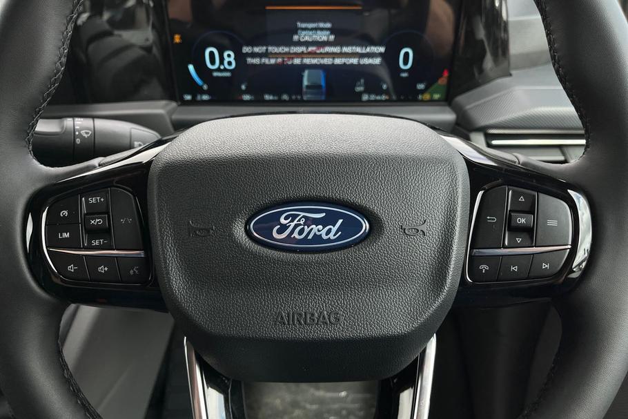 Used Ford TRANSIT CUSTOM KMZ9872 36