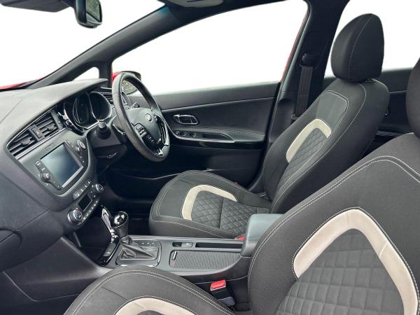 Kia Ceed Photo autoimg-0dc141ff0a337568bc1c2a74420220dfddbeef1e.jpg