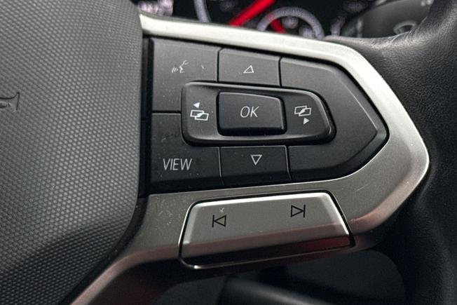 VOLKSWAGEN T-Cross Photo 17