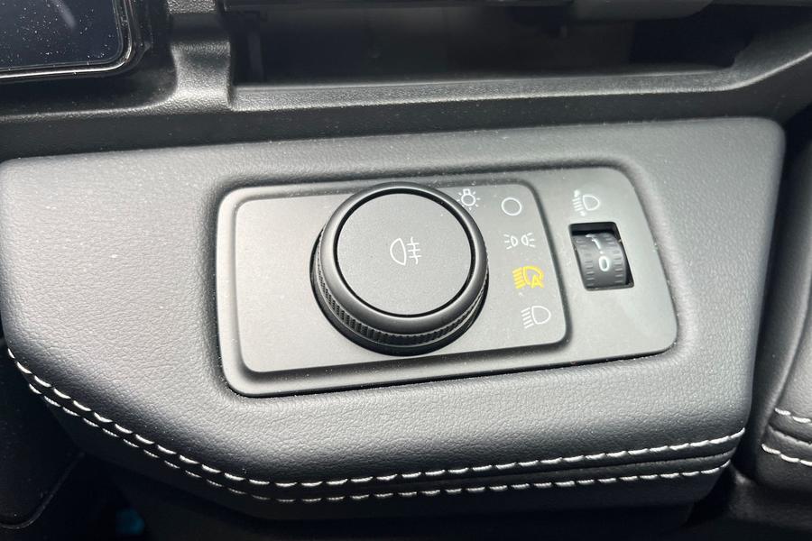 Ford PUMA Photo autoimg-0dc374753a32887d3091eece222da2feee708ba9.jpg