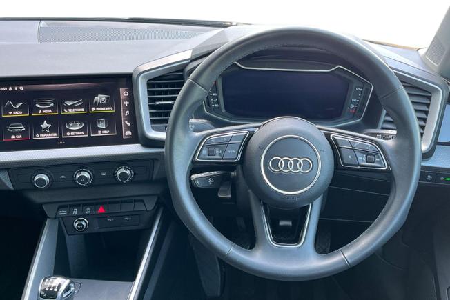 AUDI A1 Photo 11
