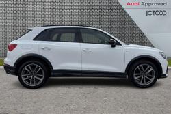 Audi Q3 Photo 4