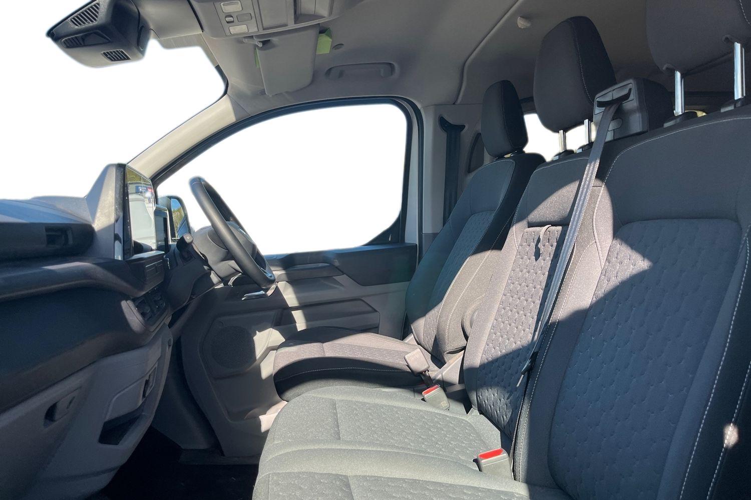 Ford TRANSIT CUSTOM Photo 9