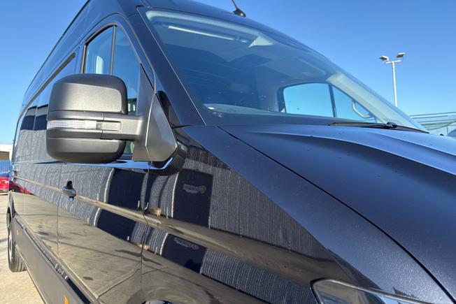 VOLKSWAGEN Crafter Photo 20