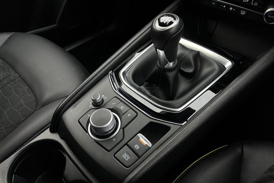 Mazda CX-5 Photo autoimg-0dd3bd8be916212f6414505c9295bbb904e8a172.jpg