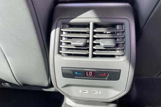 SEAT Leon Photo 36