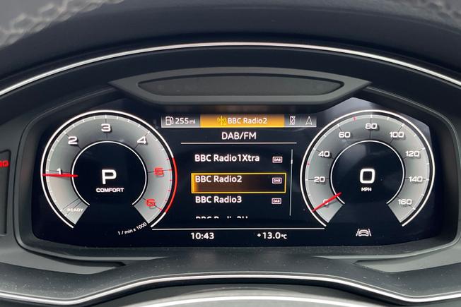 AUDI A6 Avant Photo 15