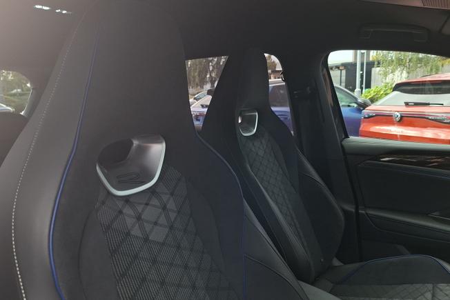 VOLKSWAGEN Tiguan Photo 21