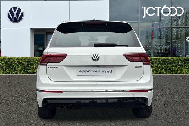 VOLKSWAGEN Tiguan Photo 7