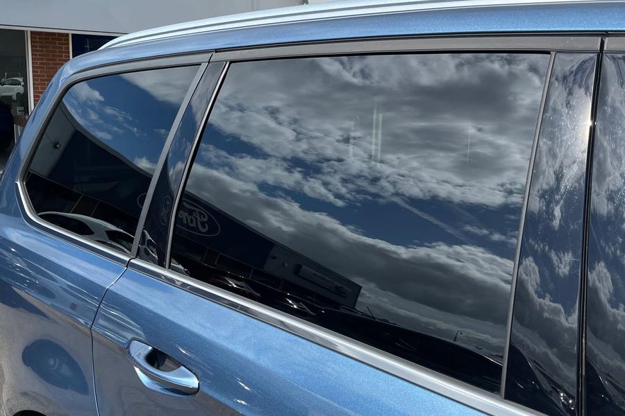 Ford Galaxy Photo autoimg-0de0de232c35401b8ced6372f1da41c150dd4637.jpg