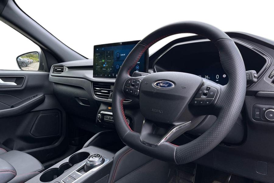 Ford Kuga Photo autoimg-0de3ce6b702c34a6854ffd9fabe5560c6fa4706a.jpg