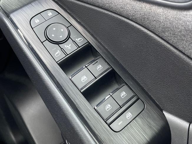 NISSAN Qashqai Photo 35