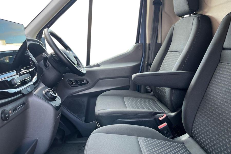 Ford TRANSIT Photo autoimg-0de720232d57df9c87b89b2d4ea7548422a005f6.jpg