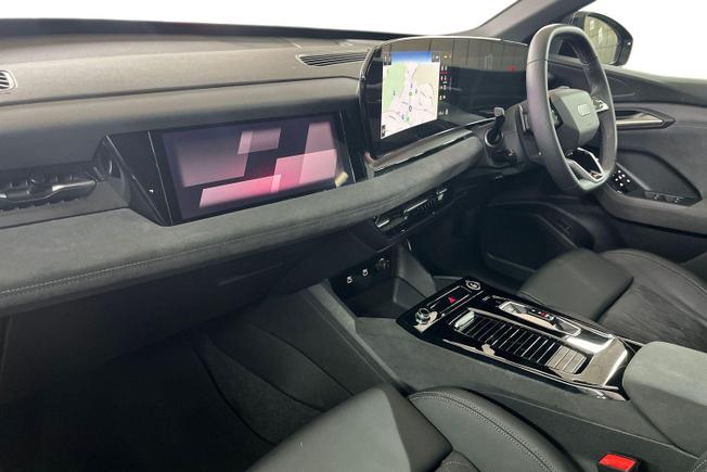 AUDI Q6 E-Tron Photo 2
