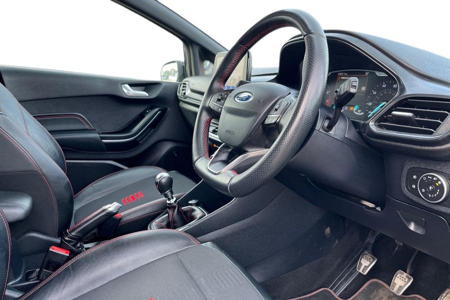 Ford FIESTA Photo autoimg-0dec0a427d5c43d26733f80146cba39cc1085d4b.jpg