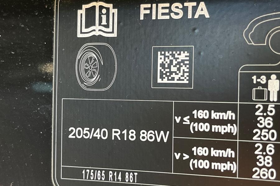 Ford FIESTA Photo autoimg-0def90af80814f83258080f0d88a155a04d926d8.jpg