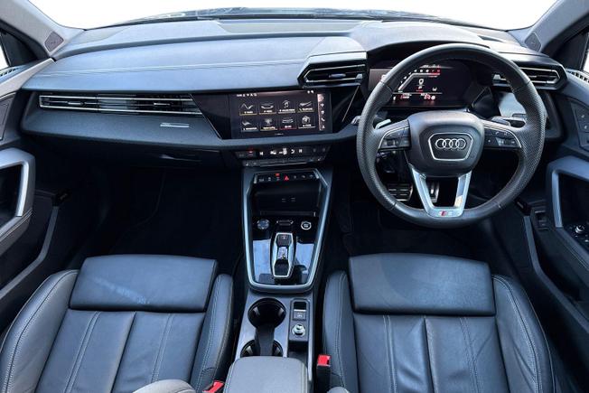 AUDI A3 Photo 11