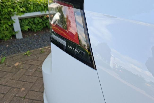 VOLKSWAGEN Golf Photo 44