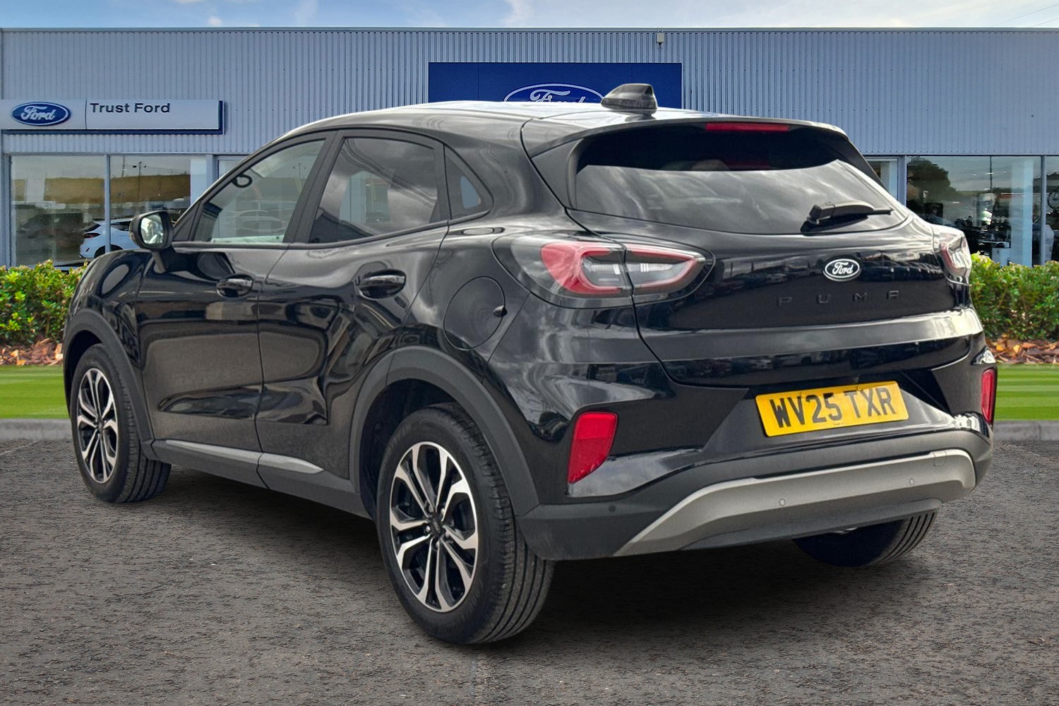 Ford PUMA Photo 1