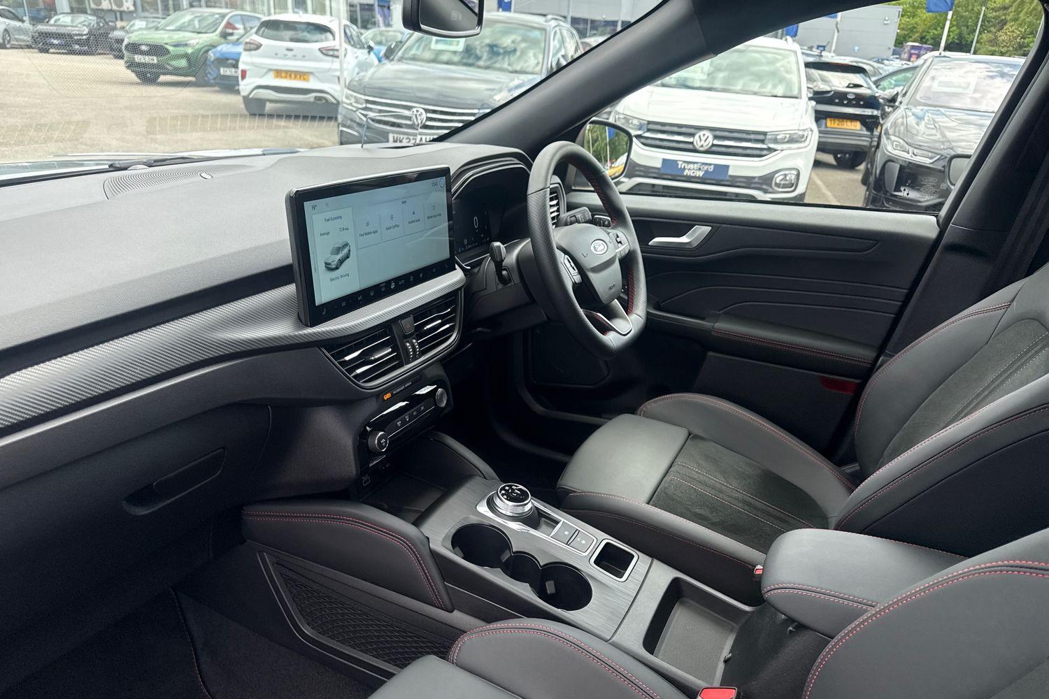 Ford KUGA Photo 17