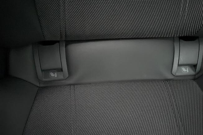 CUPRA Tavascan Photo 37