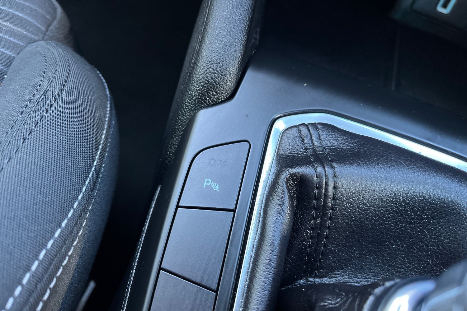 Ford FOCUS Photo 36