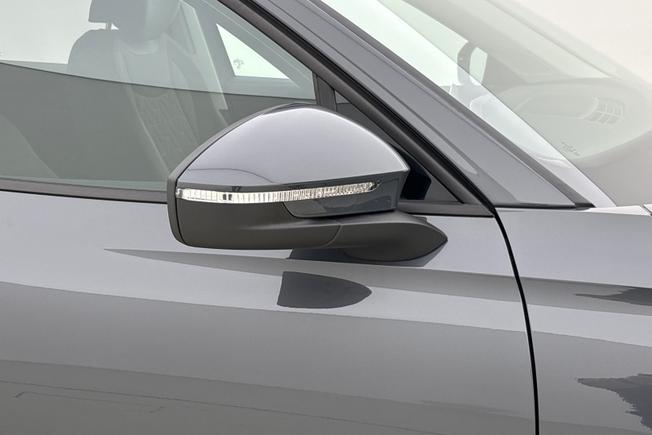 VOLKSWAGEN Tiguan Photo 20