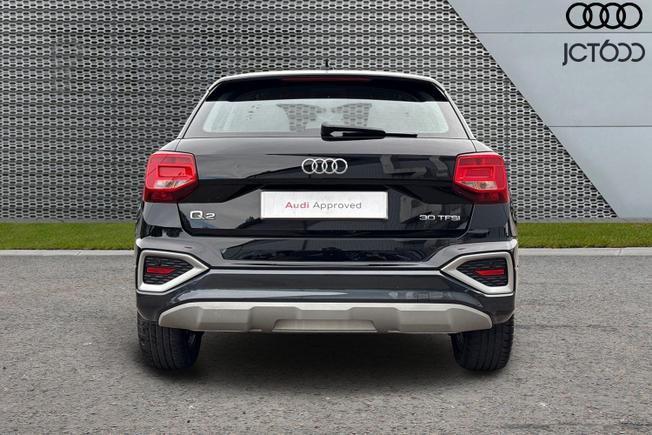 AUDI Q2 Photo 8