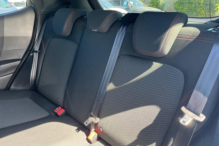 Ford FIESTA Photo autoimg-0e05fb215461eb29c8cb4449e5188c3c4ebdc5fc.jpg