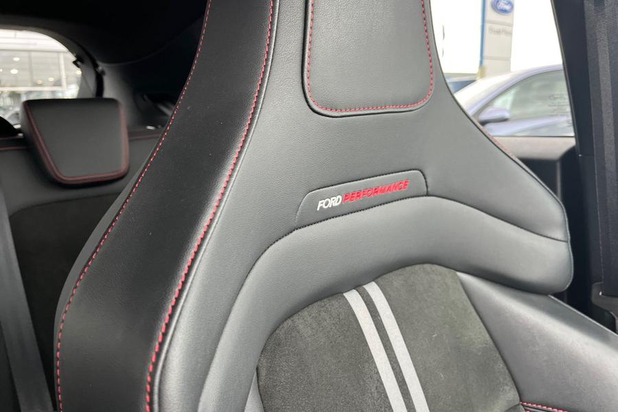 Ford PUMA Photo autoimg-0e06d967a277a6440dfa9495bdf9fe841726b12f.jpg