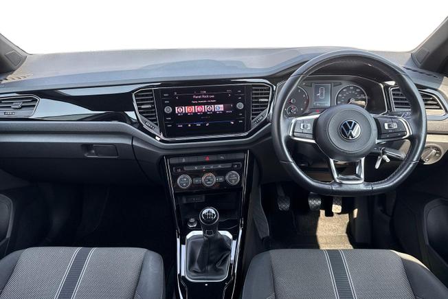 VOLKSWAGEN T-Roc Photo 10