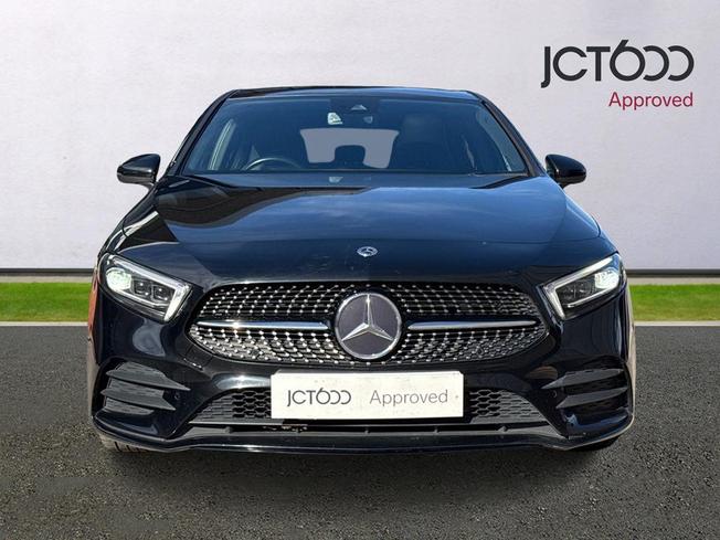 MERCEDES-BENZ A Class Photo 8