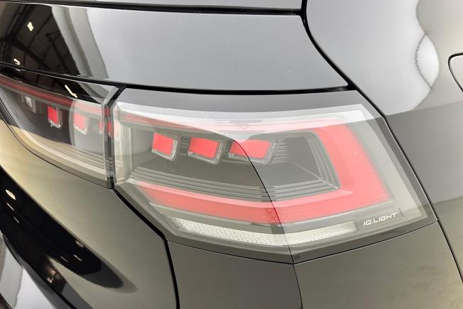 VOLKSWAGEN Golf Photo 18