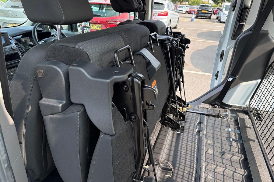 Ford TRANSIT CONNECT Photo autoimg-0e0dbe0b4485e222f27af3a4dd25cfe2dbbc6857.jpg
