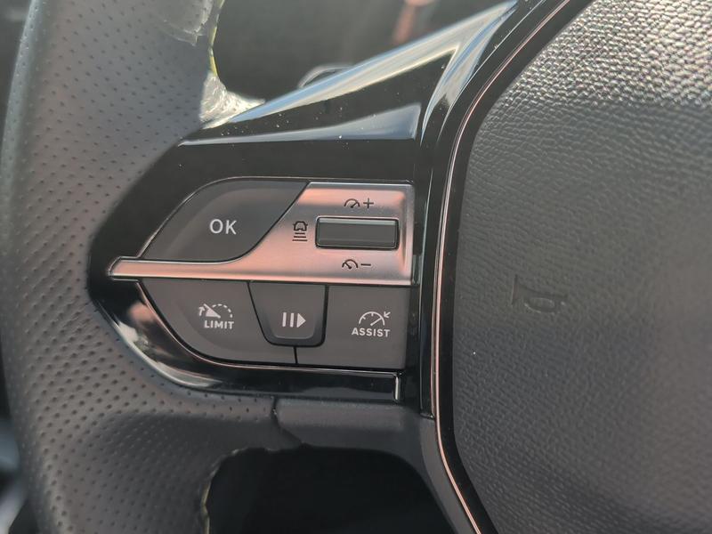 Used Peugeot 408 KM25UWU 37