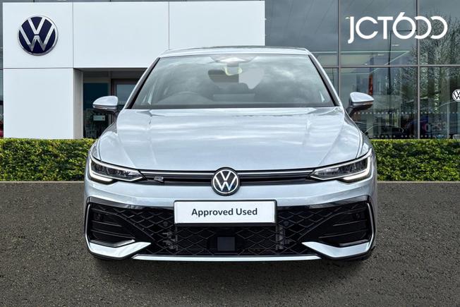 VOLKSWAGEN Golf Photo 8
