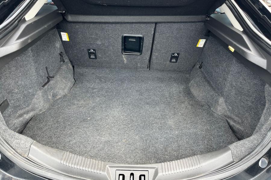 Ford MONDEO Photo autoimg-0e1738fd96b63814469e1e12228d4fe3b5f4e376.jpg