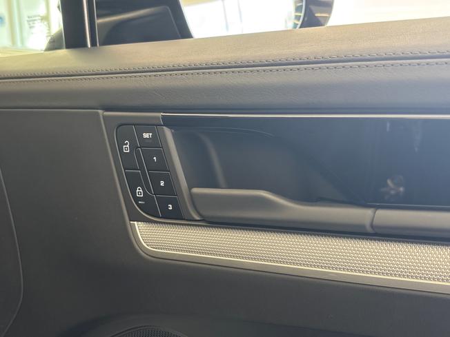 PORSCHE Cayenne Photo 37
