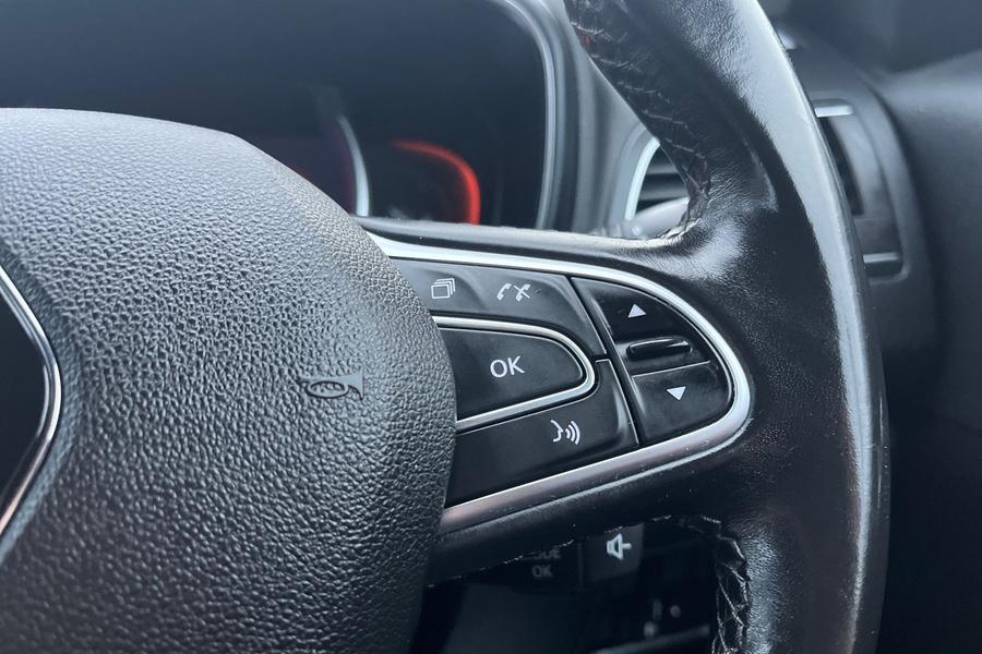 Renault KOLEOS Photo autoimg-0e195f5253cdcc42b22a100e7acbe042ddba6486.jpg