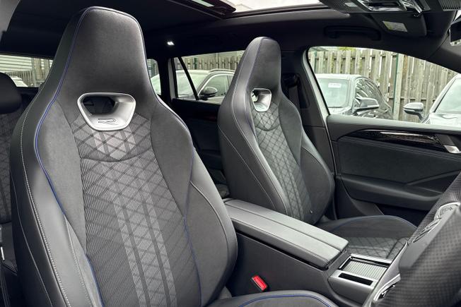Volkswagen Passat Photo 27