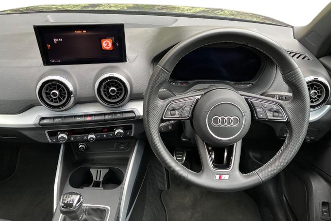 AUDI Q2 Photo 11