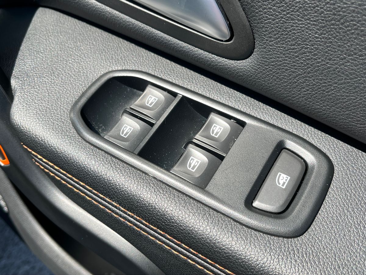 Dacia Duster Photo 29