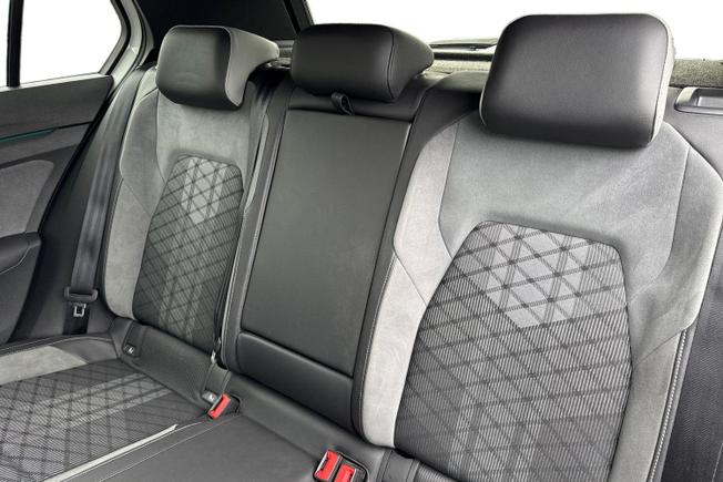 Volkswagen Golf Photo 9