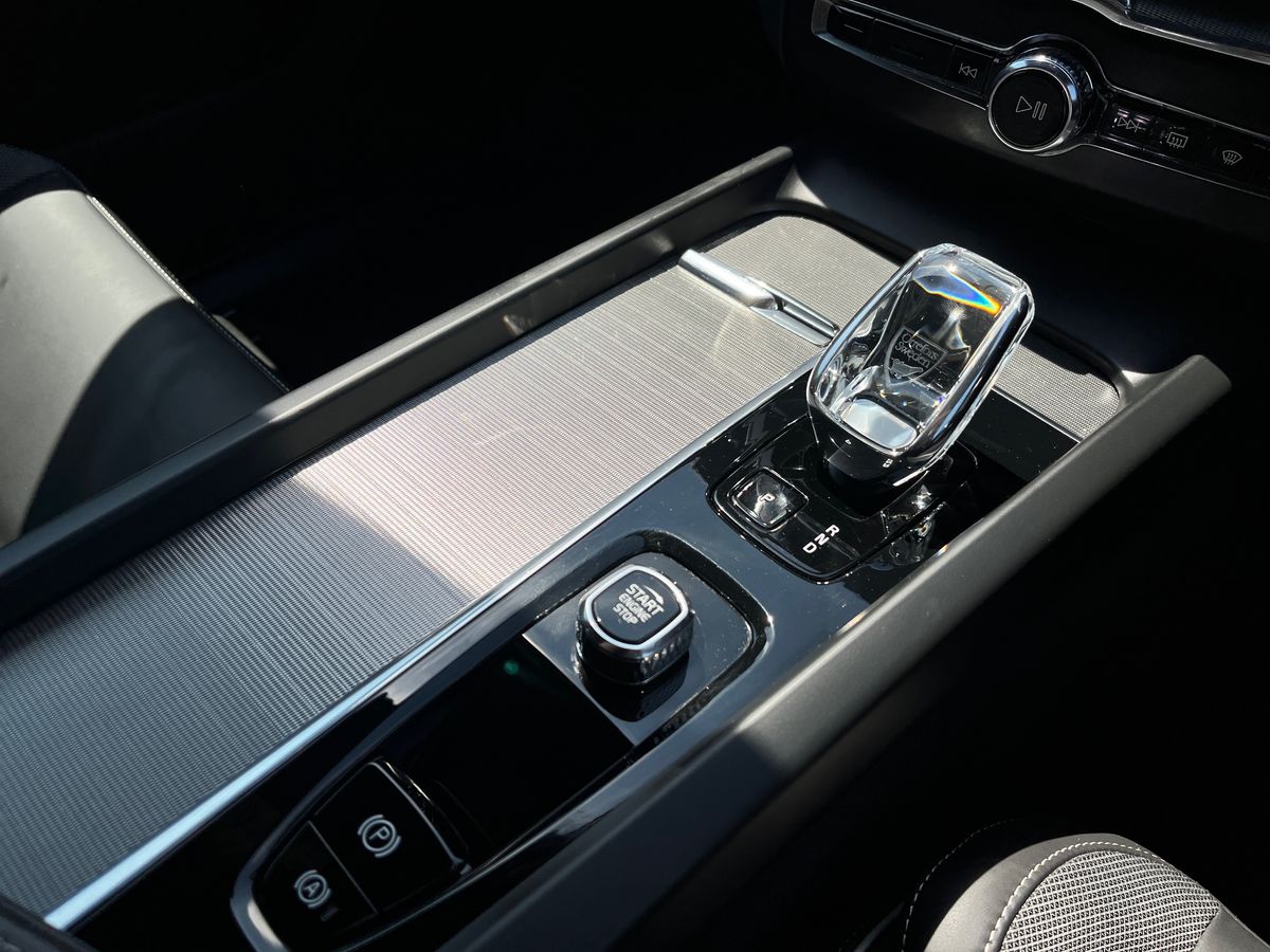 Volvo XC60 Photo 13