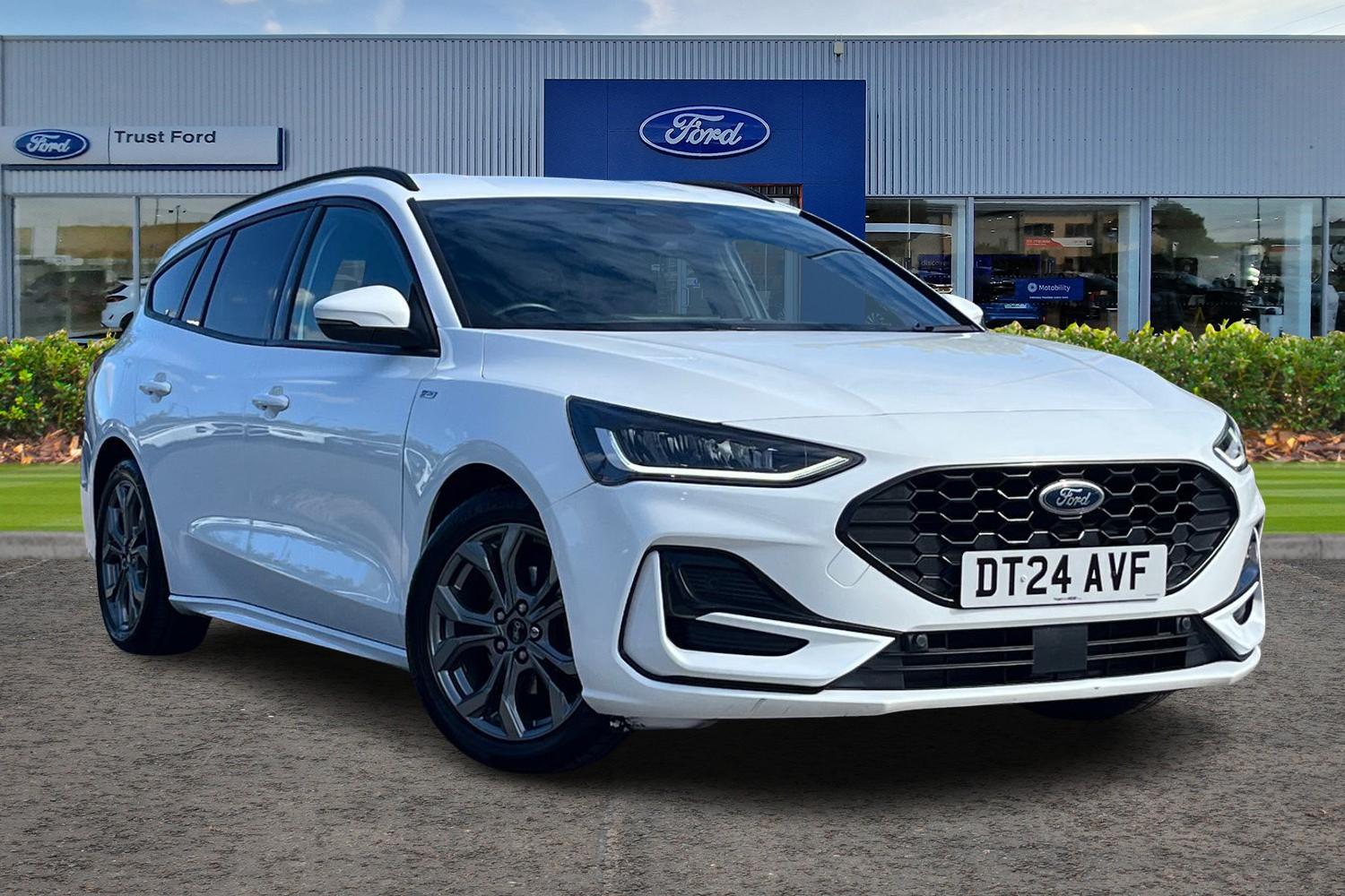 Ford Focus Photo 0