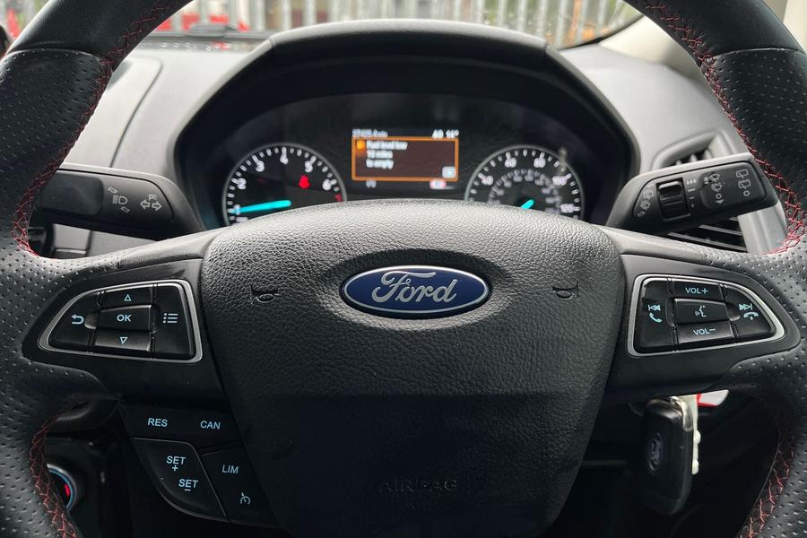 Ford ECOSPORT Photo autoimg-0e2819ef589e6b1e334b9ccc373ccf84d2bafda1.jpg