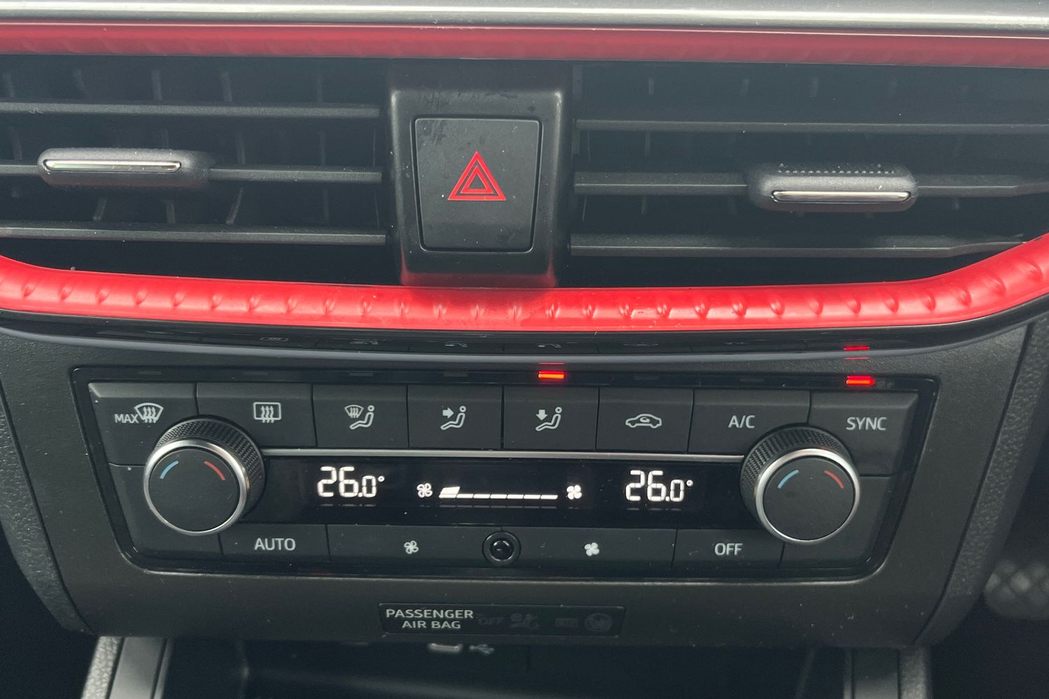 SEAT Ibiza Photo 36