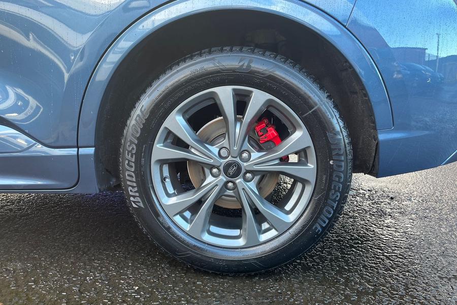 Ford KUGA Photo autoimg-0e34dca2f4a307cc8d3459dd372358a5479b1674.jpg