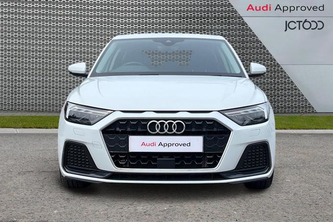 AUDI A1 Photo 8